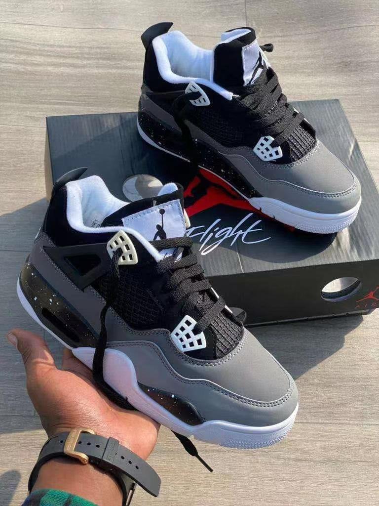 Jordan 4 Retro